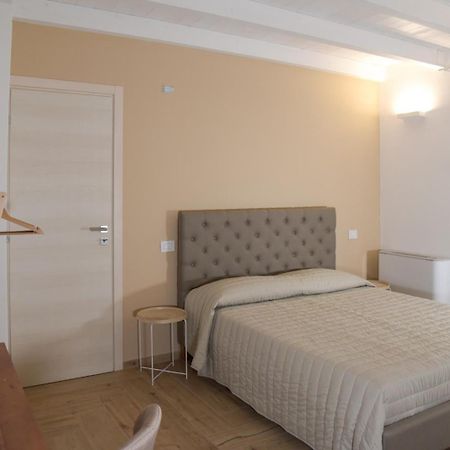 Serenity Apulian Rooms Trepuzzi Buitenkant foto